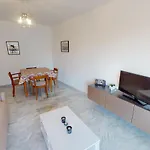 아파트 Spacieux 2p Climatise Avec Terrasses Et Garage, Proche Centre De Et Plages - Fr-1-196-332