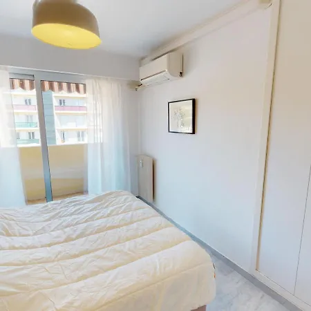 Apartment Spacieux 2p Climatise Avec Terrasses Et Garage, Proche Centre De Et Plages - Fr-1-196-332 *